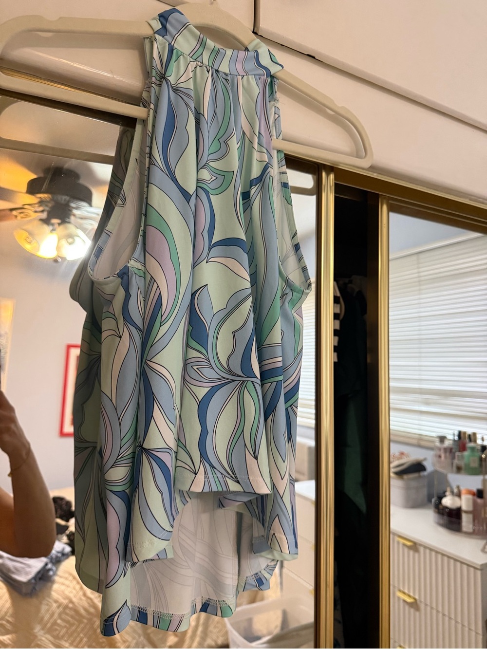 Sleeveless High-Neck Floral Wave Print Top - Blue/Green